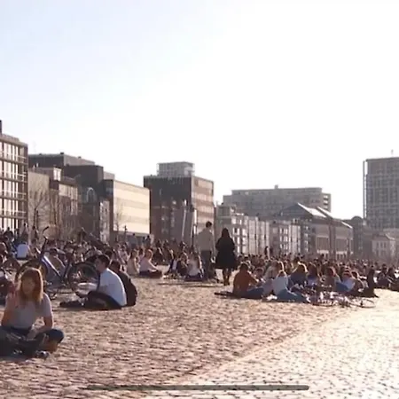 Loco Paradiso - Two Kingsize Beds, Outdoor Terrace, Dj Booth, Bar, Cinema, Bathtub, Kitchen, Airco Antwerp